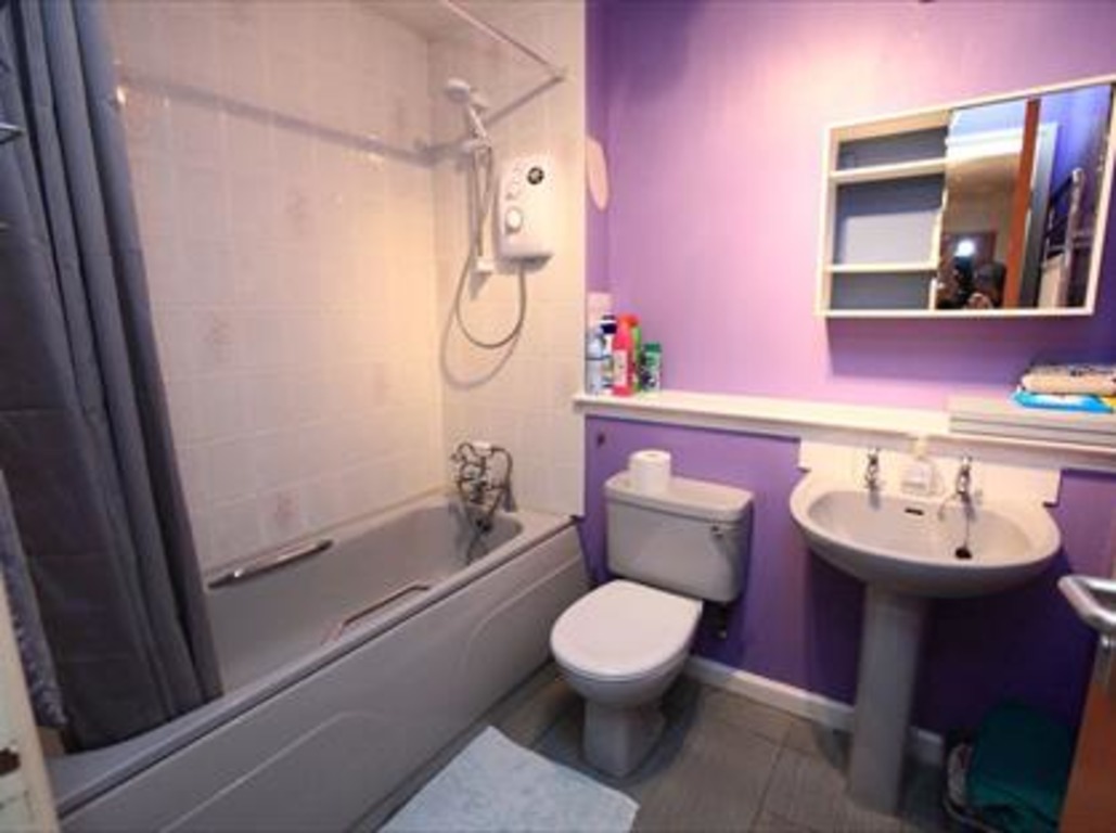 Title Lovely one bedroom flat to rent